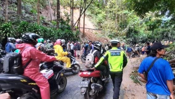 foto/ sumber : ntmcpolri (doc)