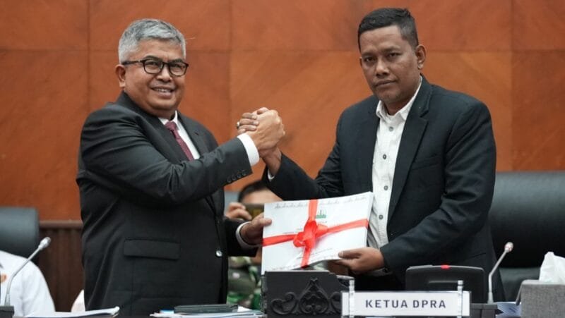 Sekda Aceh Bersama Ketua DPR Aceh
