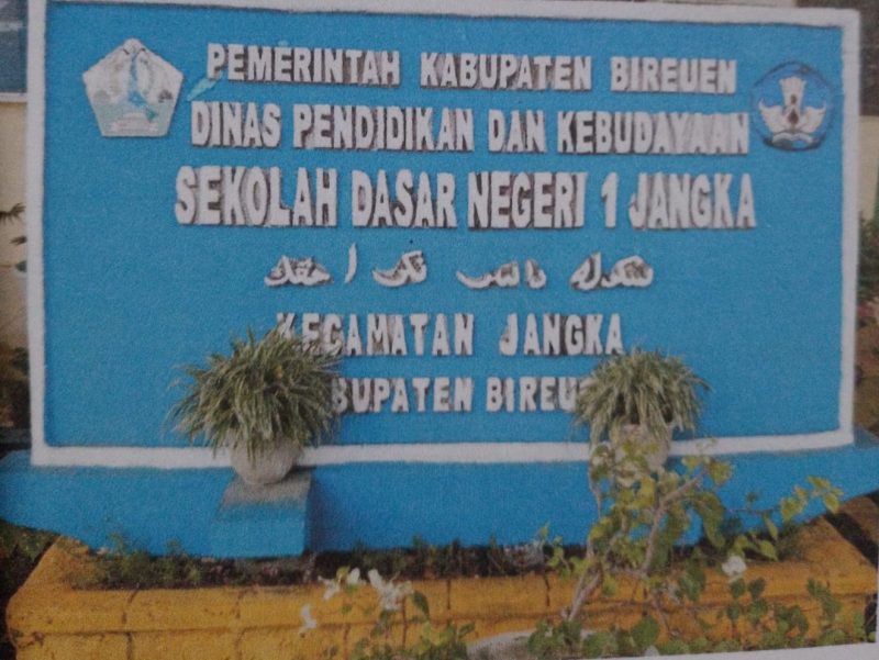 Foto Papan nama SDN 1 Jangka, (ist) 