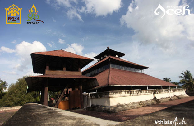 Masjid Tuha Indrapuri ikon wisata religi di Aceh Besar. (Foto: Dani Randi)