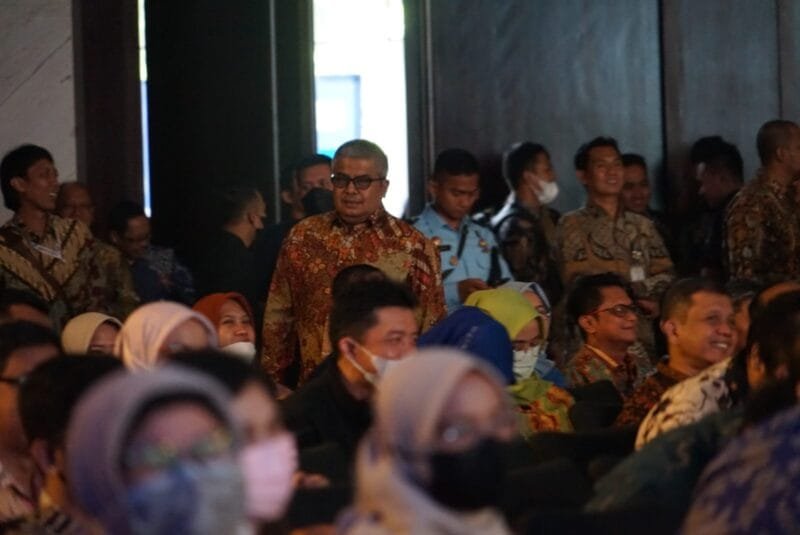 Sekretaris Daerah (Sekda) Aceh, Bustami Hamzah mengikuti Rapat Koordinasi Kepegawaian tahun 2023 dengan Tema Talent Management 2030: Smart, Agile and Emphaty di Hotel Pullman Bandung, Jawa Barat, Selasa, 30 Mei 2023. (Foto: Humas BPPA). 