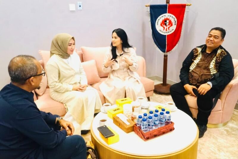 Ketua TP PKK Aceh dan Ketua YJI Bahas Kerja Sama untuk Tingkatkan Kesehatan Jantung Remaja dan Perempuan. Foto: Dok. Biro Adpim Setda Aceh