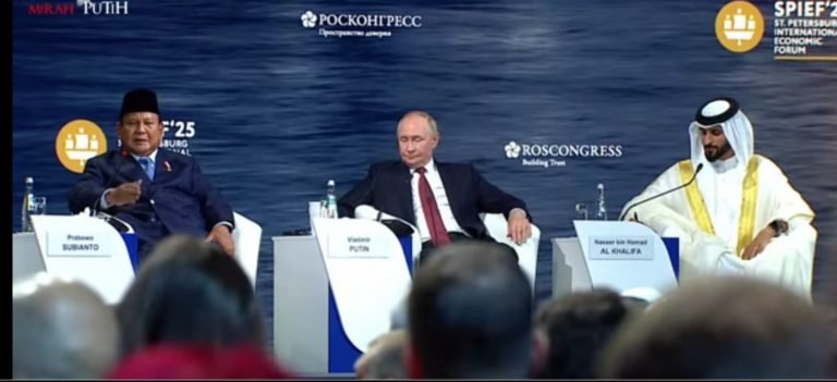 Presiden Republik Indonesia Prabowo Subianto saat menyampaikan pidato pada sesi pleno St. Petersburg International Economic Forum (SPIEF) 2025 di ExpoForum Convention and Exhibition Centre, St. Petersburg, Rusia, Jumat, 20/6/2025.(Dok:Tangkapan Layar Youtube Sekretariat Presiden).