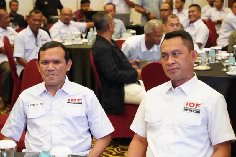 Turut hadir dalam kegiatan tersebut antara lain Wakil Gubernur Aceh, unsur Forkopimda Aceh, para senior IOF dari pusat dan daerah, serta komunitas off-roader dari berbagai kabupaten/kota di Provinsi Aceh, saptu(21-06-2025).foto.lst