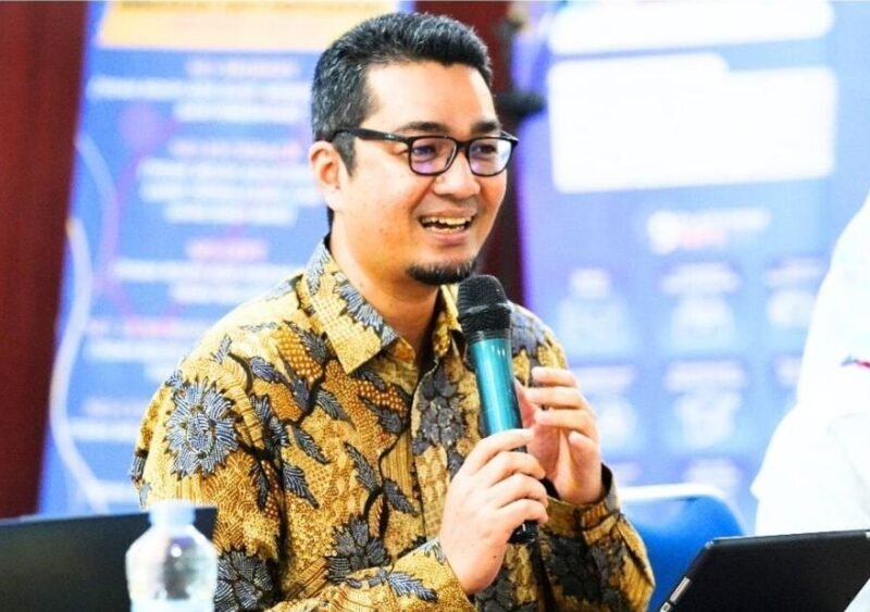 Kepala Dinas Pendidikan Aceh, Marthunis, S.T., D.E.A., mengumumkan perpanjangan waktu pembuatan akun Pendaftaran Sistem Penerimaan Murid Baru (SPMB) hingga besok. Selasa, (24 -06- 2025)foto.lst