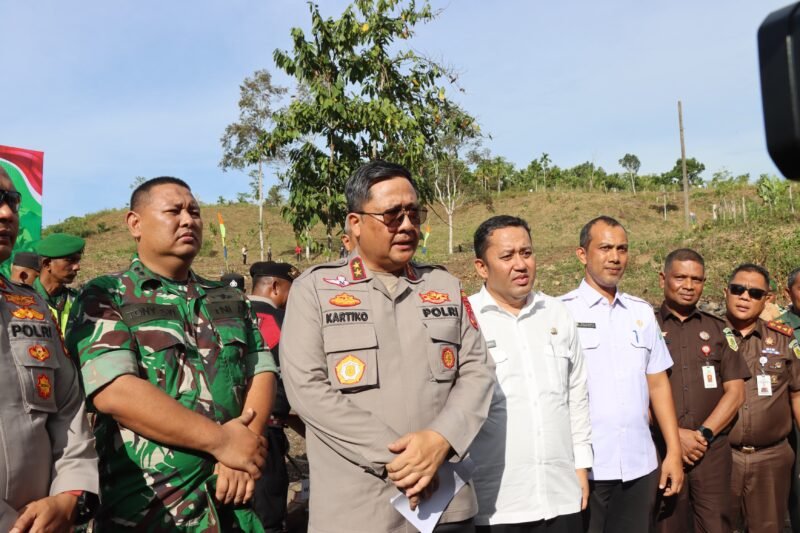 Dr. Achmad Kartiko, usai menghadiri penanaman jagung serentak kuartal III di Desa Suka Damai, Kecamatan Lembah Seulawah, Kabupaten Aceh Besar, Rabu,(09-07-2025).foto.lst.