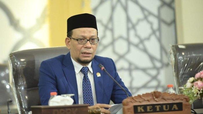 Wakil Ketua DPRK Banda Aceh, Dr Musriadi, meminta Badan Pengawas Obat dan Makanan (BPOM) untuk melakukan pengawasan berkala terhadap semua depot air isi ulang.Senin 21/7/2025 (Foto:Ist)