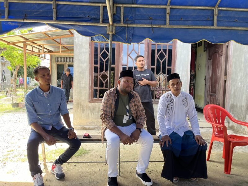 Irfansyah, mengunjungi kediaman keluarga almarhum Syahrul Ramadan, WNI asal Gampong Sampaimah, Kecamatan Manyak Payed, Aceh Tamiang, yang menjadi korban pengeroyokan di Malaysia. Kunjungan tersebut dilakukan pada Rabu,  06/08/2025