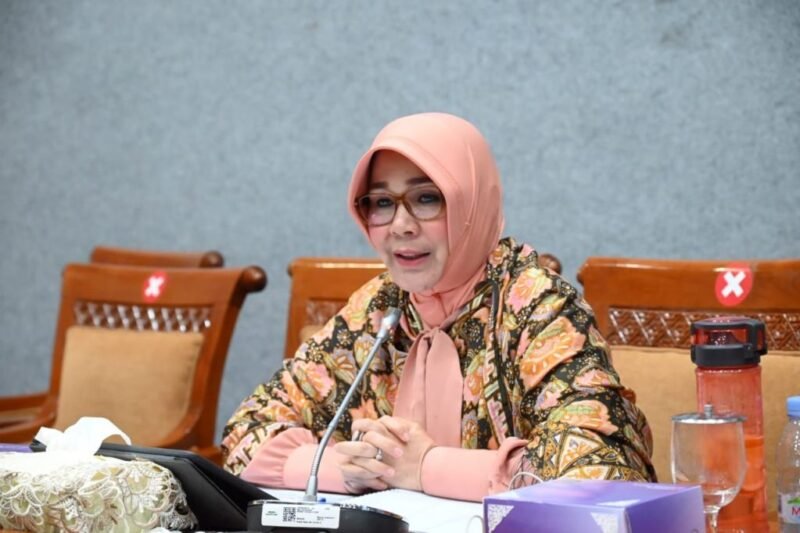 Benar, yang bersangkutan merupakan ASN Pemko Banda Aceh, tepatnya bertugas di Dinas Pariwisata Kota Banda Aceh,” ujar Illiza di sela-sela mengikuti welcome dinner Rakernas JKPI XI di Yogyakarta, Selasa, (05-08-2025).