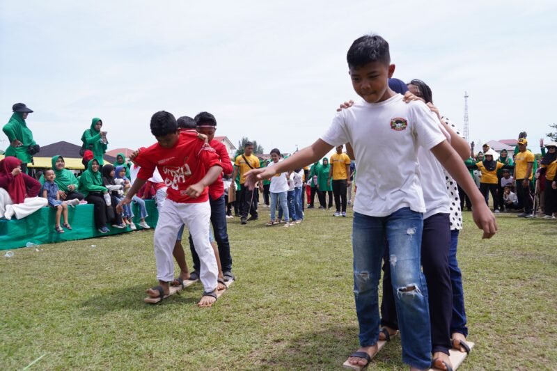 Komando Daerah Militer Iskandar Muda (Kodam IM) menggelar berbagai perlombaan yang berlangsung meriah di lingkungan masing-masing satuan, Sabtu (16/8/2025).