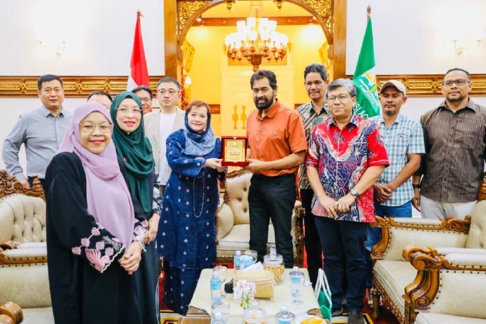 Gubernur Aceh menerima kunjungan delegasi investor dari Mistan International Malaysia di Pendopo Gubernur Aceh, Minggu (24/8/2025).