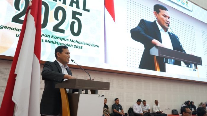 Fadhlullah, SE, mengajak mahasiswa baru Universitas Malikussaleh (Unimal) untuk menjadi garda depan bela negara melalui ilmu, teknologi, dan integritas. Hal itu disampaikan saat memberikan paparan pada kegiatan Pengenalan Kehidupan Kampus Bagi Mahasiswa Baru (PKKMB) di Aceh Utara, Senin (25/8/2025).