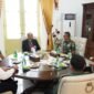 Mayor Jenderal TNI Joko Hadi Susilo, S.I.P., melaksanakan kunjungan silaturahmi ke Meuligo Wali Nanggroe Aceh, Ds. Lamblang Mayang, Kec. Darul Imarah, Kab. Aceh Besar, pada Senin (15/9/2025).
