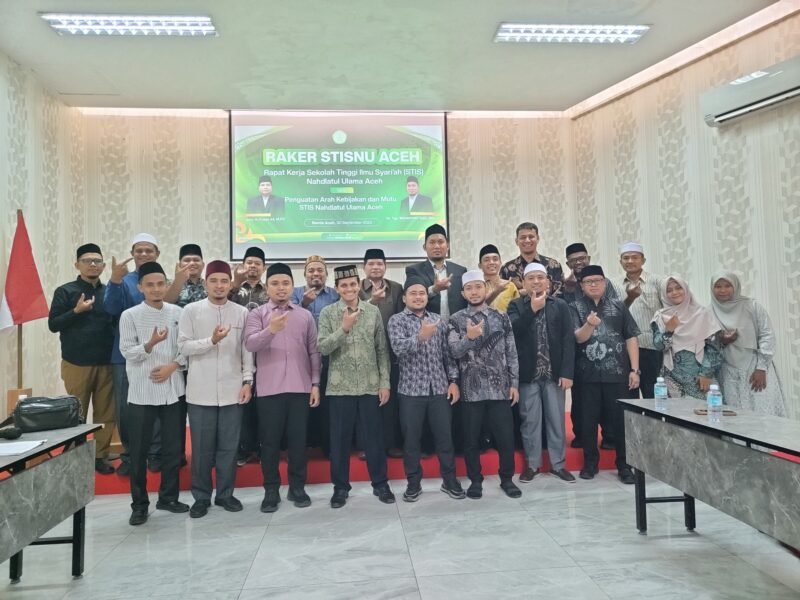 Ketua Panitia Muhammad Razi, MCL dalam laporannya menyampaikan bahwa kegiatan Raker yang membahas tentang rencana kegiatan dan anggaran STISNU Aceh tahun 2025 ini diselenggarakan hari Selsa (30/9/2025)