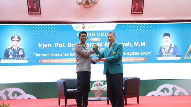 Irjen Pol. Marzuki Ali Basyah tampil sebagai pembicara dalam kuliah umum di Universitas Syiah Kuala (USK) yang berlangsung di Gedung AAC Dayan Dawood, Selasa, 30/9/2025.