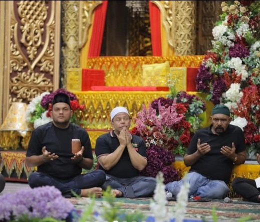 Haul Abu Chik sapaan Tgk Ishak Daud ini Irfansyah,meperingati dengan menggelar zikir dan doa bersama, di gedung Idi Sport Center (ISC) pada Sabtu (13/9/2025)