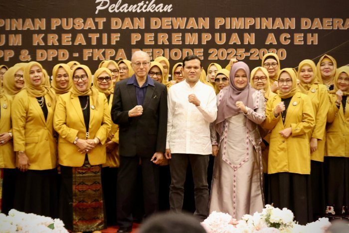 Wagub Fadhlullah saat menghadiri pelantikan Dewan Pimpinan Pusat dan Dewan Pimpinan Daerah FKPA periode 2025–2030 di Banda Aceh, Jumat (29/8/2025).