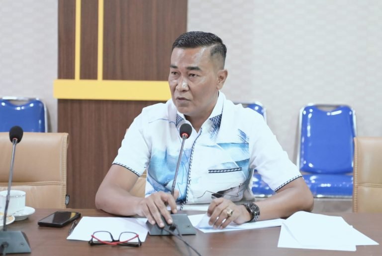 Bantuan modal ini jangan dianggap sekadar bantuan biasa. Ini peluang besar bagi warga untuk memulai sesuatu yang lebih serius, biar usaha yang sudah ada bisa bertumbuh dan membuka lapangan kerja baru,” ujar Ismawardi, Kamis (28/8/2025).