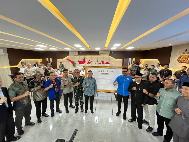 Green Policing” atau pemolisian hijau sebagai upaya memberantas tambang ilegal. Deklarasi tersebut berlangsung di Aula Machdum Sakti Polda Aceh, Kamis, 2/9/2025.