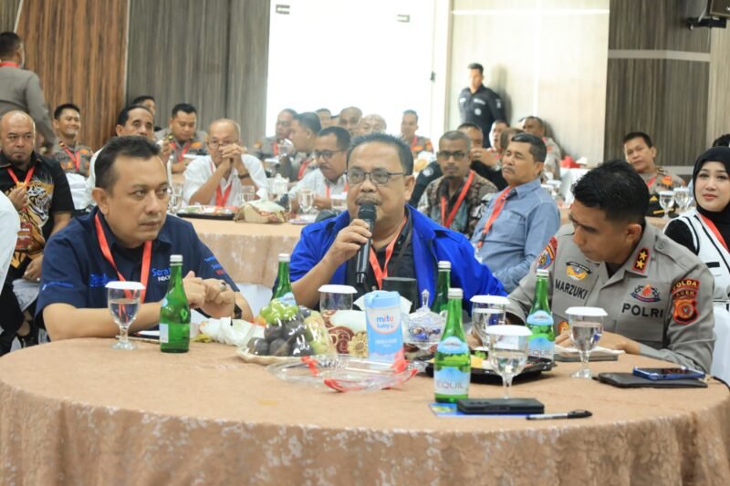 Kapolda Aceh dengan Awak Media, Influencer, dan Kasi Humas Jajaran yang digelar di Aula Presisi Polda Aceh, Kamis, 2/10/2025.