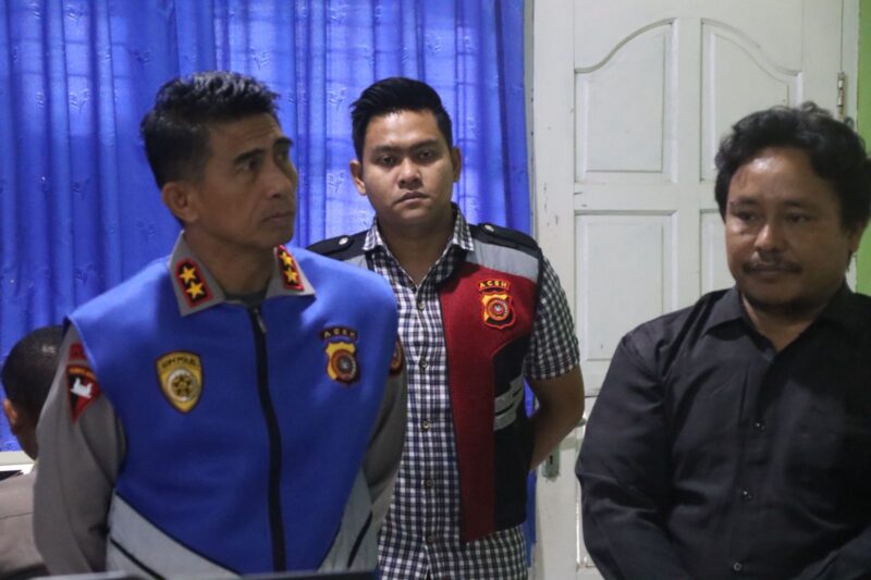 Irjen Pol. Marzuki Ali Basyah, meninjau langsung pelaksanaan ujian seleksi Perwira Alih Golongan (PAG) tahun anggaran 2025 yang digelar di SMA Negeri 3 Banda Aceh, Jumat, 10/10/2025.