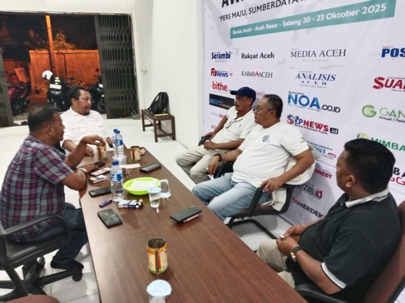 Hal itu disampaikannya saat berkunjung ke kantor Sekretariat Serikat Perusahaan Pers (SPS) Aceh, Rabu, 15/10/2025. Dalam kunjungan silaturahmi tersebut