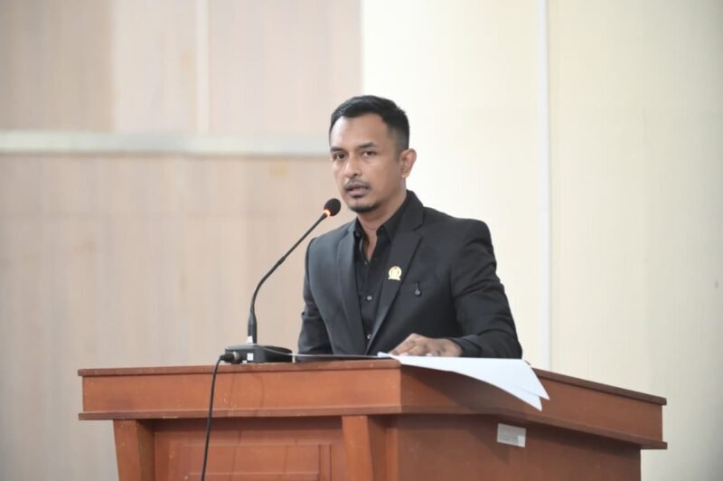 Teuku Arief Khalifah dalam Rapat Paripurna Dewan, Kamis (09/10/2025).