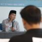 Tgk. H. Faisal Ali menjadi pemateri pada kegiatan Sosialisasi Sertifikasi Produk Halal MPU Aceh yang dilaksanakan di Aula Hotel Arya, Kecamatan Desa Dalam, Kabupaten Aceh Tamiang, Rabu (8/10/2025).