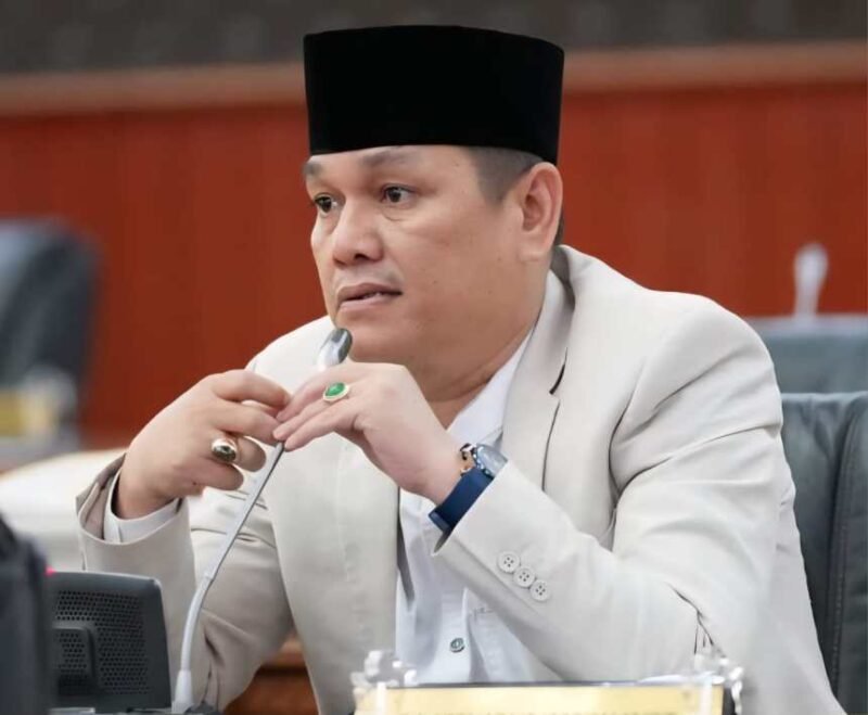 Ketua Badan Baitul Mal Aceh Tgk Muhammad Yunus M Yusuf atau (Abon Yunus).