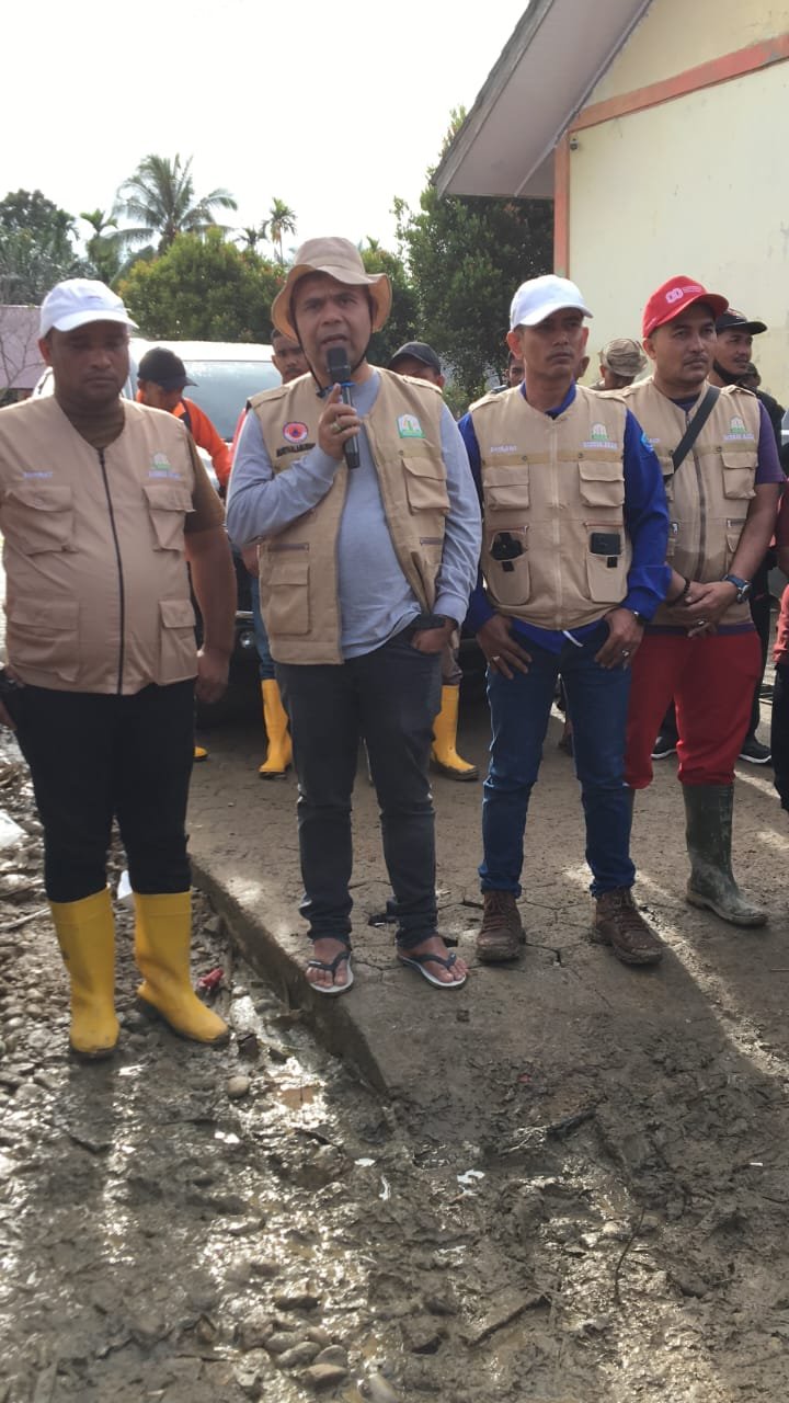 Pelaksana Tugas (PLT) Kepala Dinas Pendidikan Aceh, Murthalamuddin, S.Pd., MSP, memimpin langsung kegiatan tersebut,senin (29/12/2025).