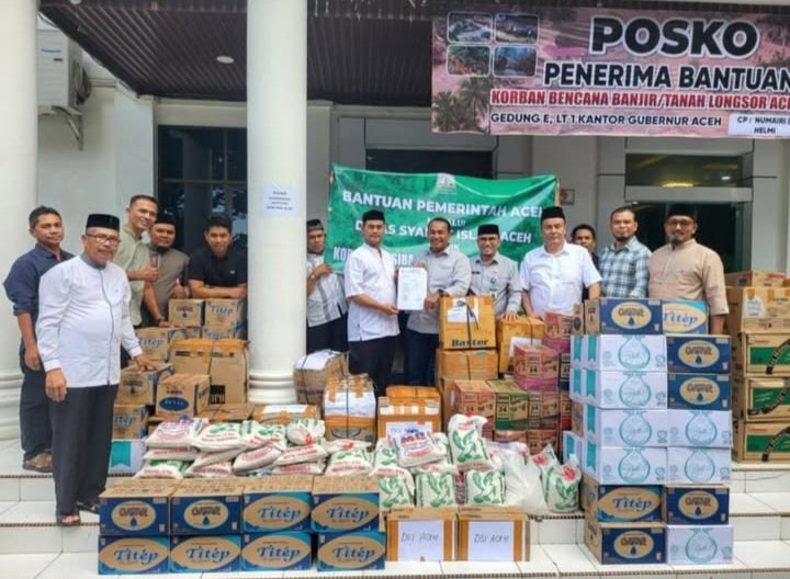 Kadis Syariat Islam Aceh, Zahrol Fajri, S.Ag., MH, didampingi Sekretaris, para Kabid, Ka UPTD, dan staf, (05/12/2025).