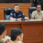 Plt. Kepala Dinas Sosial Aceh, Chaidir, SE., MM, yang menyampaikan pentingnya kegiatan ini dalam meningkatkan kualitas pengelolaan anggaran dan aset daerah,(18/12/2025).