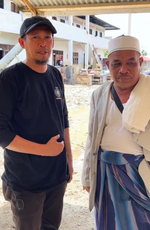 Plh Kadis Pendidikan Dayah Aceh, Andriansyah, S.Ag, MH besama Tgk. H. Armis Musa, S.Ud, M.Pd, Pimpinan Dayah Amal, Peureulak, Aceh Timur