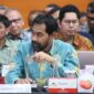 Gubernur Aceh Muzakir Manaf mengikuti Rapat Koordinasi (Rakor) Satgas Percepatan Rehabilitasi Dan Rekonstruksi Pascabencana Alam Di Wilayah Sumatera, di Ruang Sasan Bhakti Praja, Gedung C, Lantai 3, Kementerian Dalam Negeri (Kemendagri), Jakarta Pusat, Kamis, (15/01/2026).