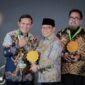 Wakil Gubernur Aceh Fadhlullah, SE, diserahkan oleh Menteri Koordinator Pemberdayaan Masyarakat (Menko PM) A. Muhaimin Iskandar, dalam acara yang digelar di JIEXPO Kemayoran, Jakarta Pusat, Selasa, (27 /01/2026).