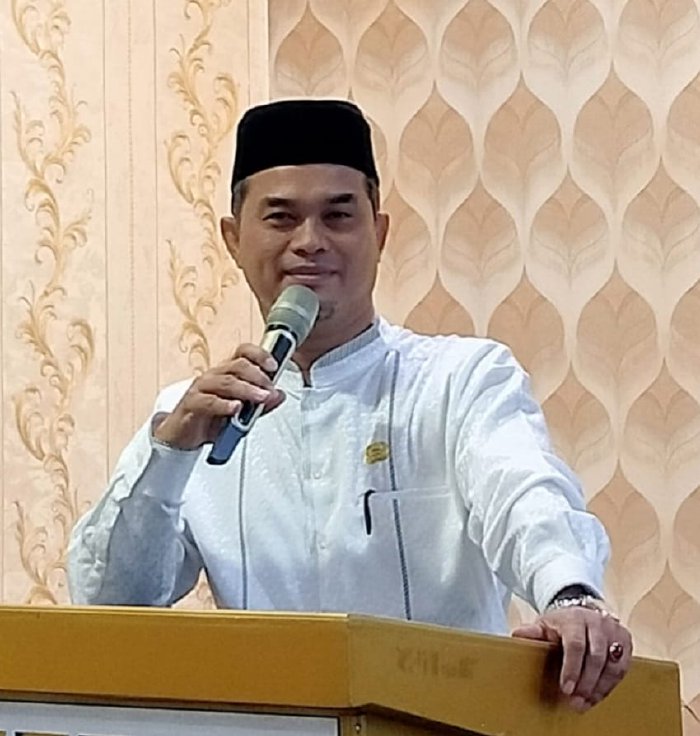 Kepala Dinas Syariat Islam Aceh, Zahrol Fajri,mengumumkan penerapan Instruksi Gubernur Aceh Nomor 1 Tahun 2025 yang bertujuan untuk memperkuat nilai-nilai keagamaan dan kedisiplinan umat di Provinsi Aceh, jum'at (30/01/2026).