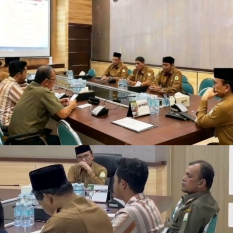 Sekretaris Dinas Syariat Islam Aceh, Bapak Marzuki, S.Ag., MH, memimpin rapat koordinasi besama Satpol PP-WH Aceh, berlangsung di Ruang Rapat Kepala Dinas Syariat Islam Aceh, Senin (23/2/2026).