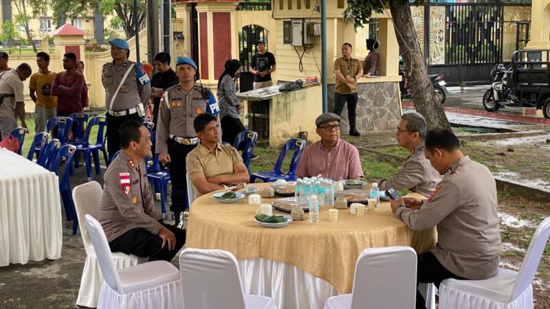 Kapolda Aceh, Irjen Pol. Drs. Marzuki Ali Basyah, M.M., di area Hanggar Helikopter Mapolda Aceh, Banda Aceh, senin (16/02/2026).