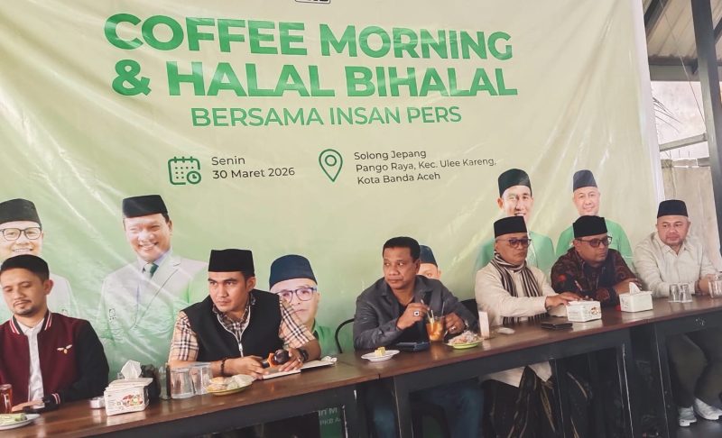 H Ruslan M. Daud, Komisi V DPR RI, Sebagai anggota Fraksi Partai Kebangkitan Bangsa (F-PKB) coffee morning dan halal binhal bersama insan press di solong jepang pango Banda Aceh, 30/3/2026, turut dihadiri anggota DPR Aceh DPRK dan Pengurus dari (PKB) Aceh.