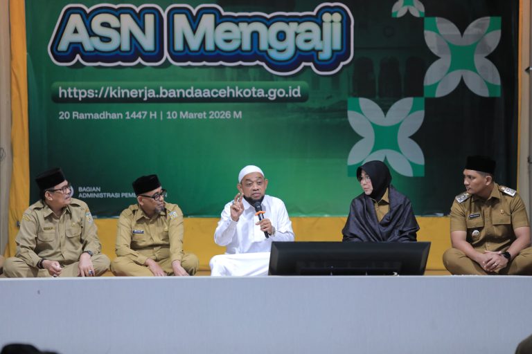 Wali Kota Illiza Sa’aduddin Djamal me-launching aplikasi ASN Mengaji, untuk menanamkan nilai-nilai Al-Quran dalam setiap aspek kehidupan birokrasi, acara peluncuran yang berlangsung di Aula Mawardy Nurdin, Balai Kota Banda Aceh, pada Selasa (10/3/2026),