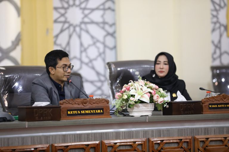 Sekretaris Fraksi NasDem DPRK Banda Aceh, Hj. Efiaty Z, A.Md, 