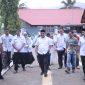 Bupati Aceh Besar H Muharram Idris bersama rombongan saat mengunjungi Sekolah Rakyat pada UPT Sentra Darussa’adah Aceh Besar, di Jalan Soekarno–Hatta, Gampong Tingkeum, Kecamatan Darul Imarah, Rabu (15/04/2026). FOTO/ MC ACEH BESAR