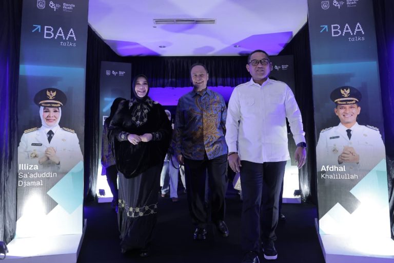 Wali Kota Banda Aceh menegaskan komitmen pembangunan berbasis kolaborasi dan penguatan sumber daya manusia dalam Seminar Best Practice Banda Aceh Academy (BAA) Talks 2026 yang digelar di AAC Dayan Dawood, Rabu (22/4/2026), dalam rangka memeriahkan HUT ke-821 Kota Banda Aceh.