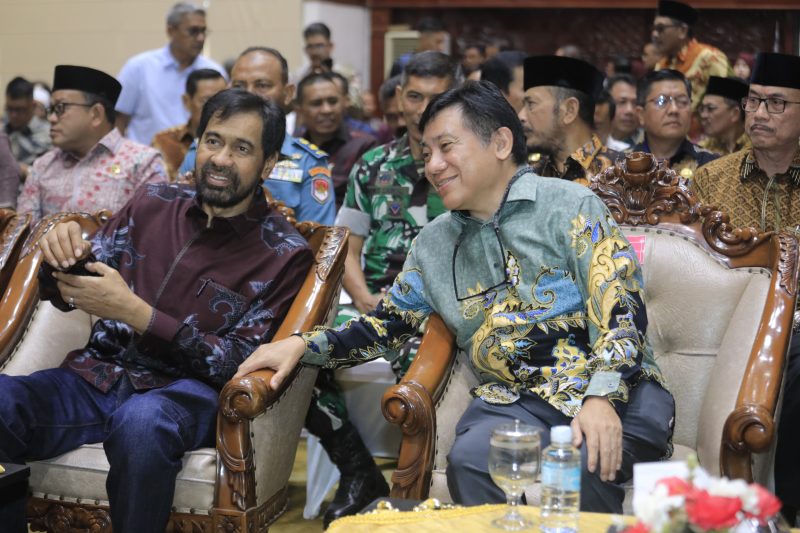 Mualem, secara resmi membuka kegiatan Musyawarah Perencanaan Pembangunan (Musrenbang) Rencana Kerja Pemerintah Aceh (RKPA) Tahun 2027, Acara berlangsung di Anjong Mon Mata, Kompleks Meuligoe Gubernur, Kamis (23/04/2026).