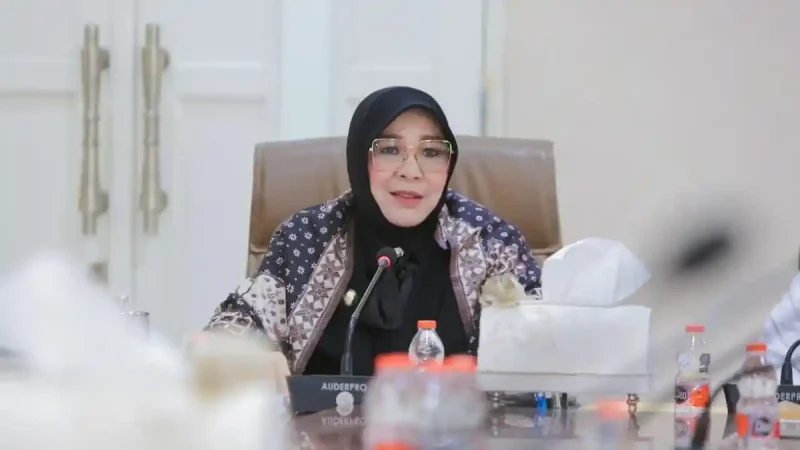 Illiza-Saaduddin-Djamal dalam Rapat Koordinasi Gugus Tugas Kota Layak Anak (KLA) Tahun 2026 yang digelar di Aula Lantai IV Gedung Mawardy Nurdin, Jumat (17/4/2026).