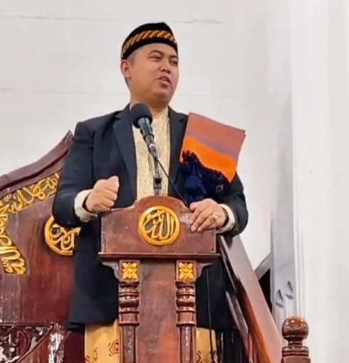 Anggota DPRK Banda Aceh, Tuanku Muhammad.