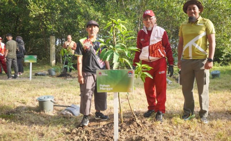 Wakil Wali Kota Padang, Maigus Nasir, yang turut serta dalam Kegiatan ini merupakan bagian integral dari rangkaian Rapat Kerja Komwil I APEKSI 2026 yang berlangsung di Kota Banda Aceh, 21/04/2026.