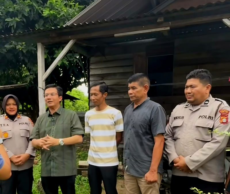 Ketua Dewan Perwakilan Rakyat Kota (DPRK) Banda Aceh, Irwansyah, ST, didampingi Kapolsek, Camat, Babinsa, Keuchik, dan Kepala Dusun langsung bergegas menuju lokasi yang dimaksud,Sabtu (25/4/2026).