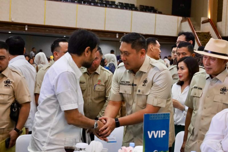 Gubernur Aceh,  Mualem, menghadiri peluncuran InnoFood 2026 yang digelar Himpunan Kerukunan Tani Indonesia (HKTI) dalam rangka HUT ke-53 di Auditorium Gedung F Kementerian Pertanian, Senin (27/4/2026).