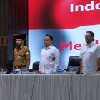 Irjen Pol. Drs Marzuki Ali Basyah, M. M.
Audiensi itu turut dihadiri anggota DPR RI Komisi III Dr. H. Muhammad Nasir Jamil,S.Ag., M.Si, anggota DPD RI H. Sudirman, S. Sos atau dikenal Haji Uma, Bupati Aceh Timur Iskandar Usman Al-Farlaky, S. H.I., M. Si, PJU Polda Aceh, Kapolres Aceh Timur, AKBP Irwan Kurniadi, S. I. K, mewakili Kepala Kantor Wilayah BPN Provinsi Aceh, perwakilan PT Bumi Flora, serikat tani, serta sejumlah pemangku kepentingan lainnya, Senin, (11/5/2026)